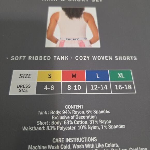 DKNY Women's 2 Piece Tank And Short Set Size Large - Picture 5 of 5